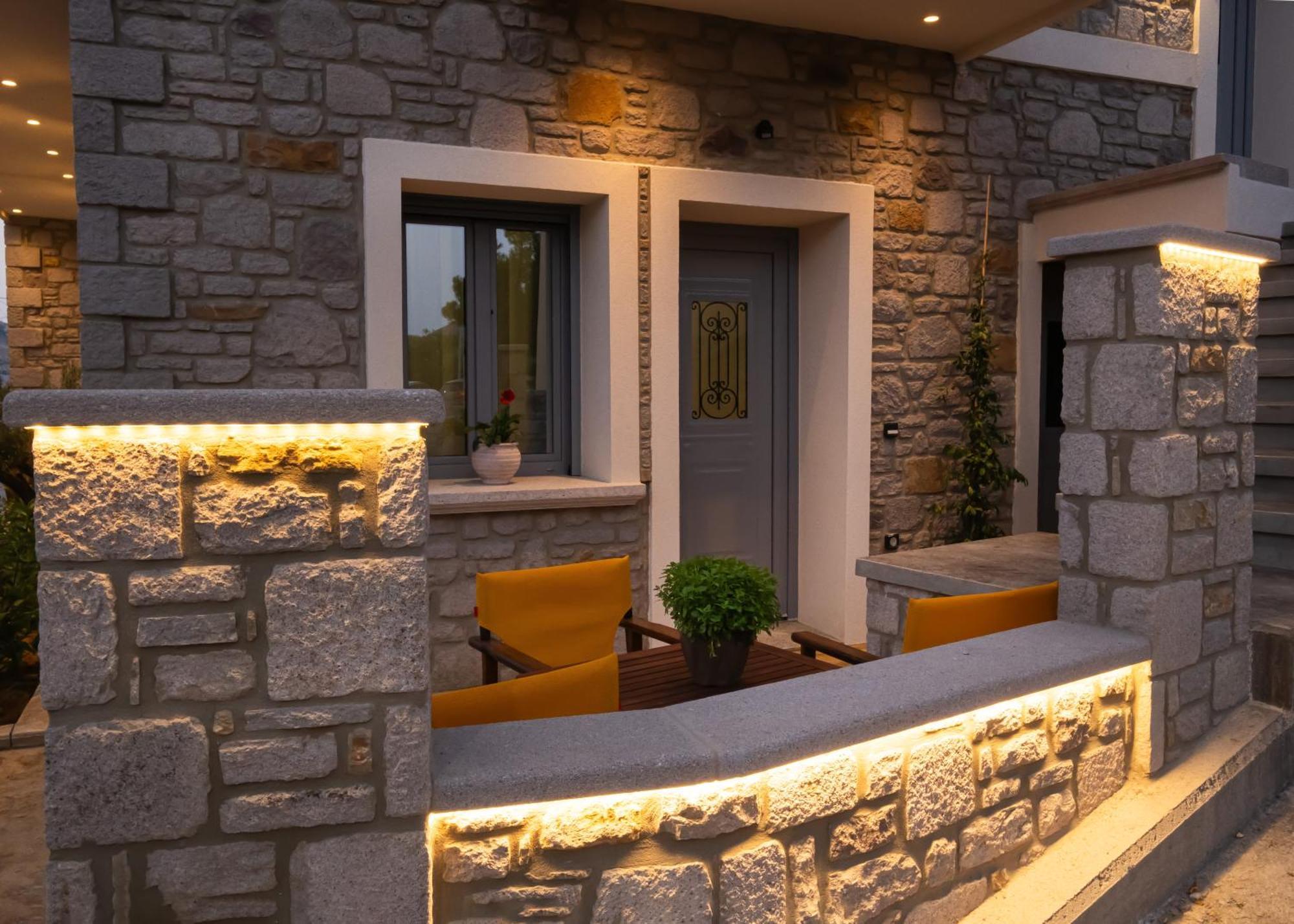 Zeus & Emmanuil Luxury Houses Myrina Exterior photo